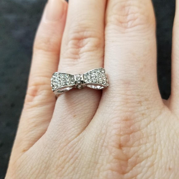 Silver Bow Ring - Picture 4 of 5